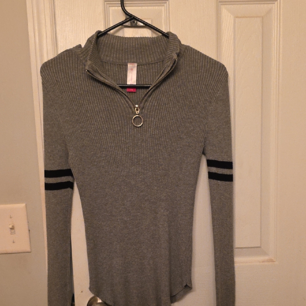 No Boundaries Gray Ribbed Zip-Up Sweater